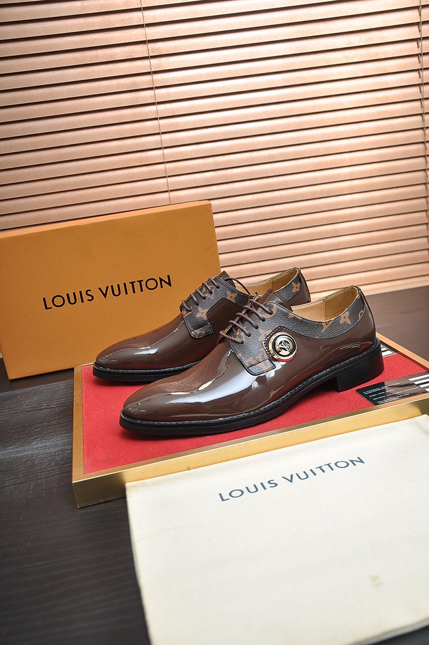 Louis Vuitton Patterned-Trim Lace-Up Dress Shoes — front