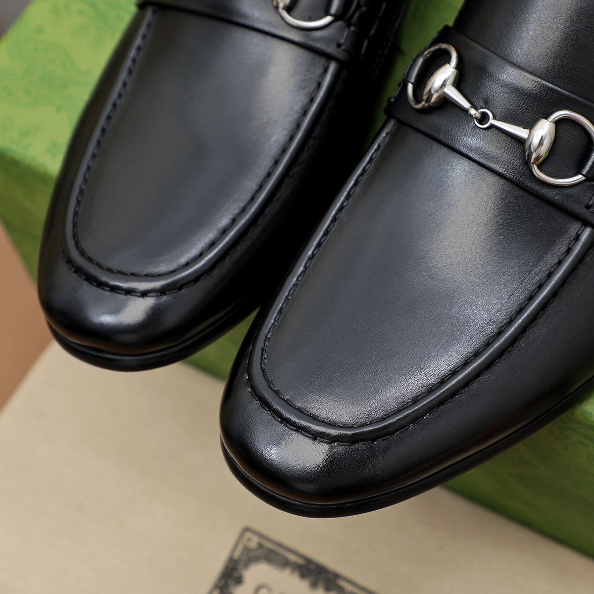 Gucci Bit-Detail Slip-On Loafers — detail