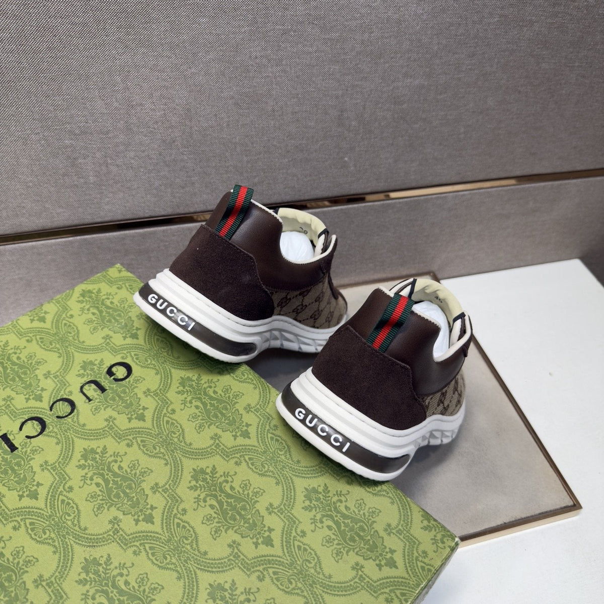 Gucci Patterned Low-Top Sneakers — front