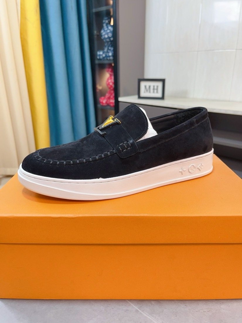 Louis Vuitton Moc-Toe Slip-On Loafers — side