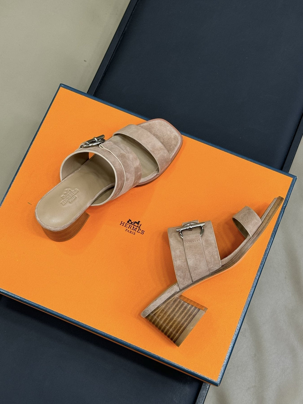Hermès Kute Buckle Block-Heel Slide Sandals — side