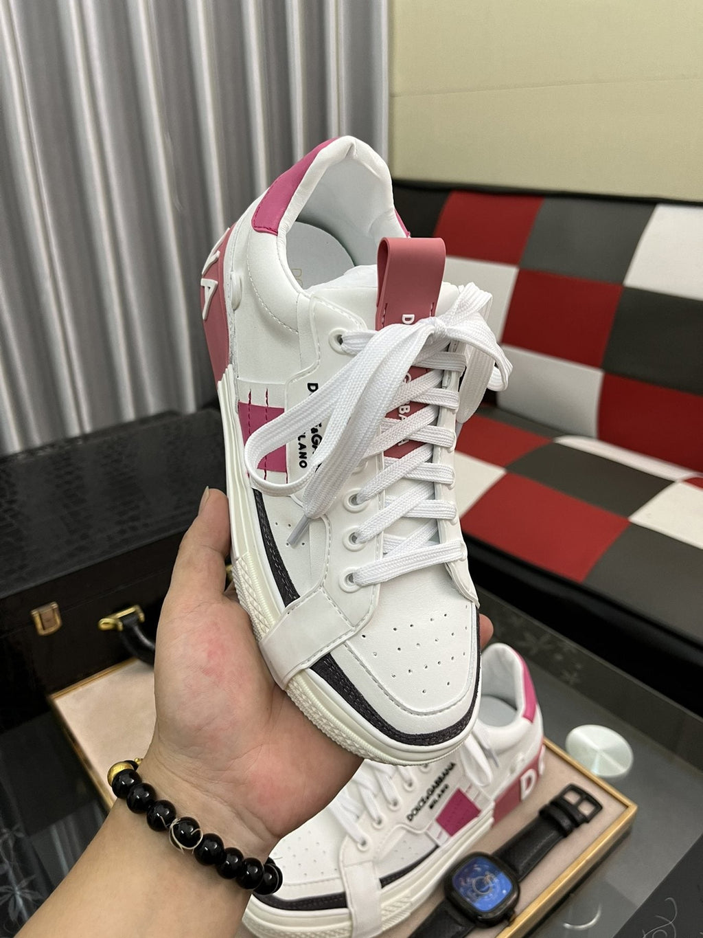 Dolce & Gabbana Contrast-Trim Lace-Up Sneakers — model