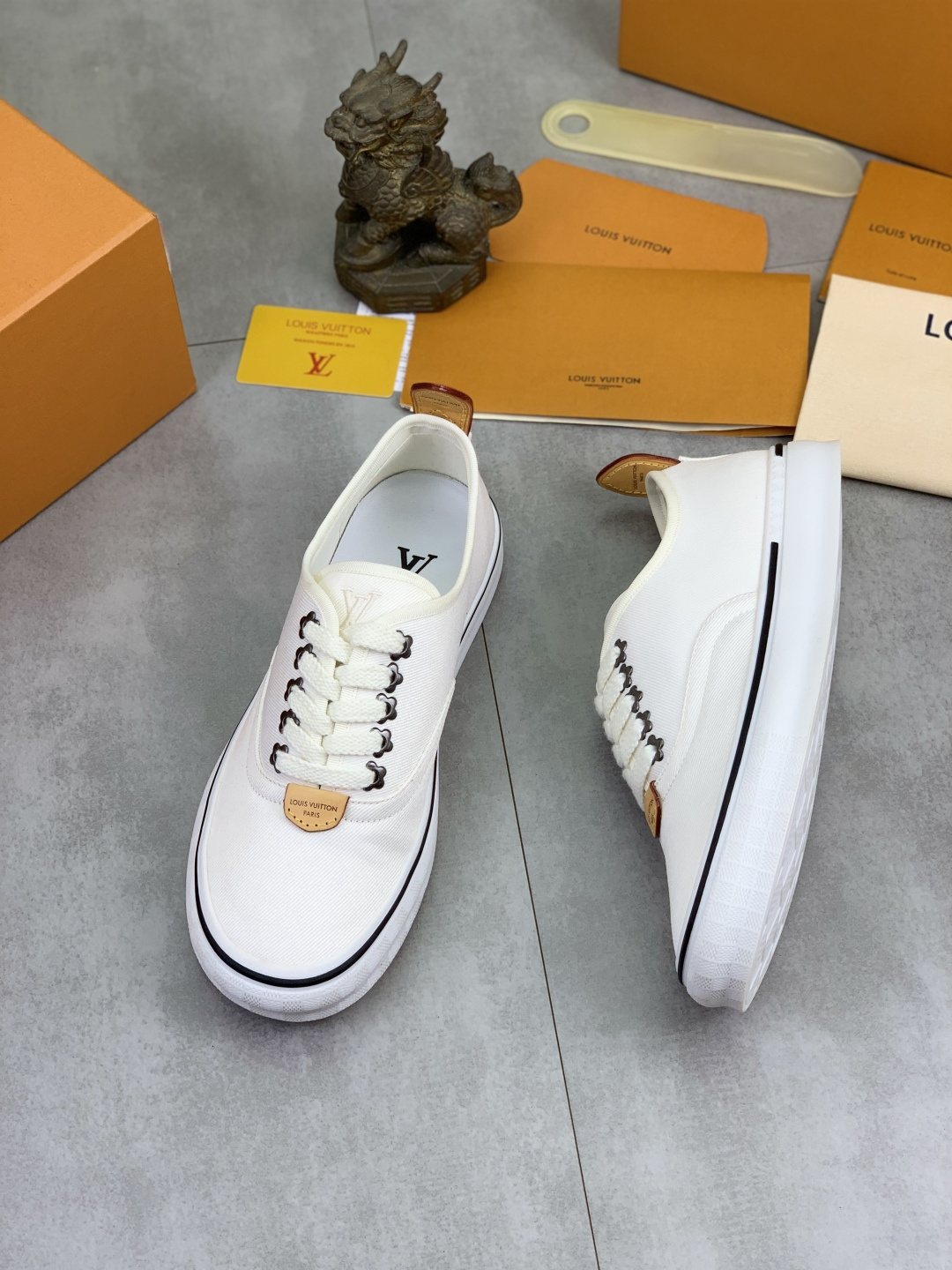 Louis Vuitton Run 2.0 Low-Top Sneakers — front